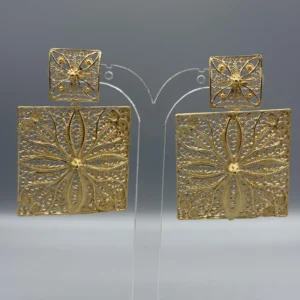 Pendientes dorados de filigrana CUADRADO