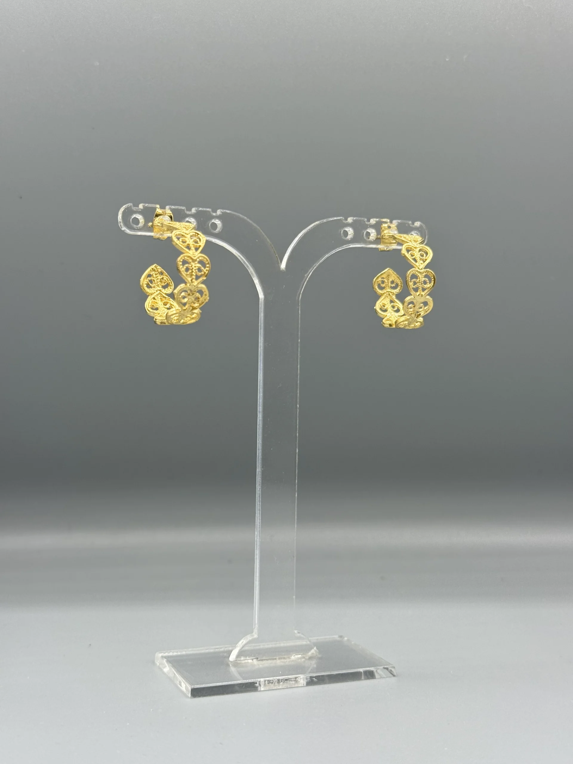 Pendientes dorados de filigrana AROS CORAZÓN 1 Pendientes dorados de filigrana AROS CORAZÓN