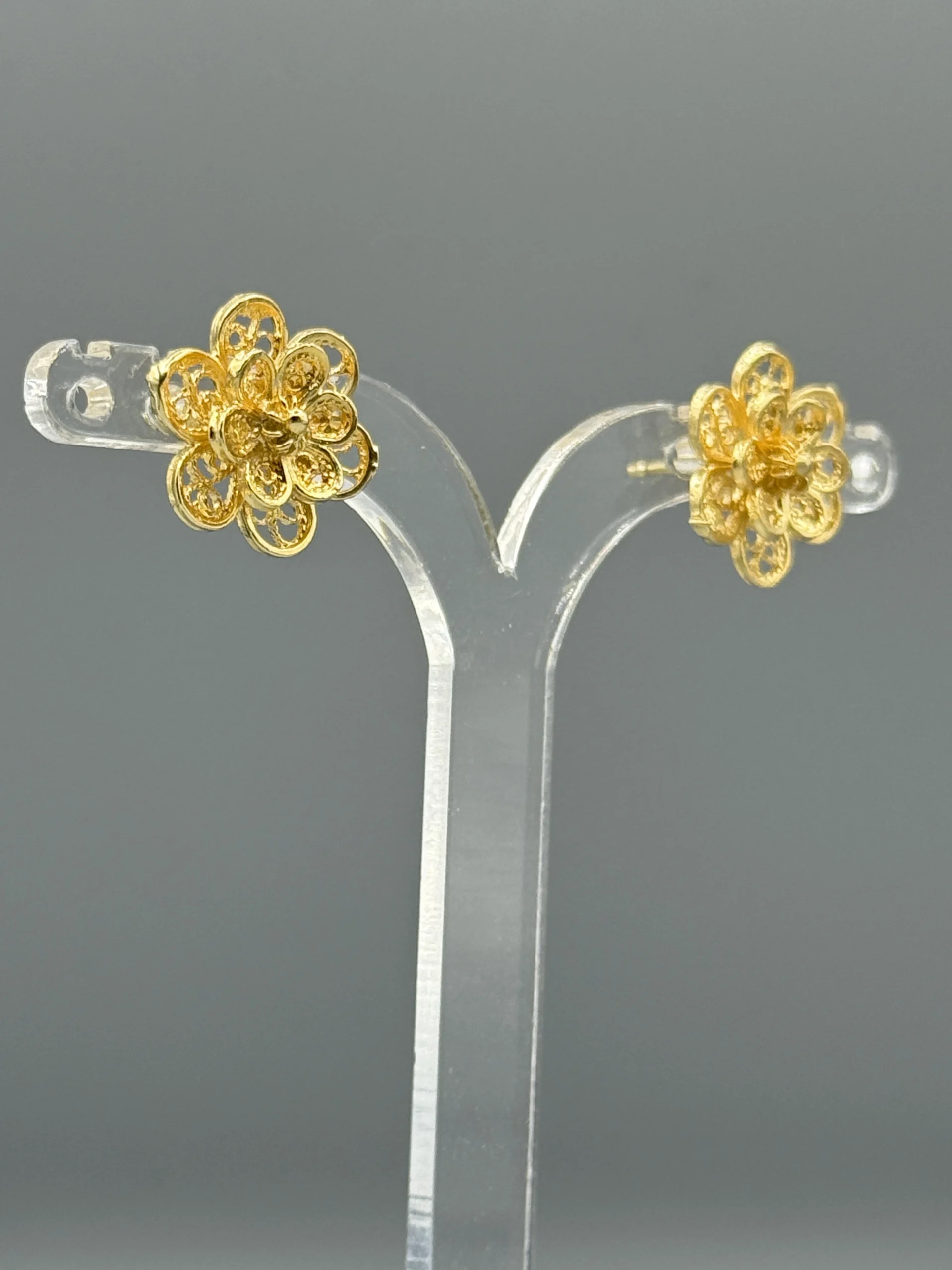 Pendientes dorados de filigrana FLOR 1 Pendientes dorados de filigrana FLOR