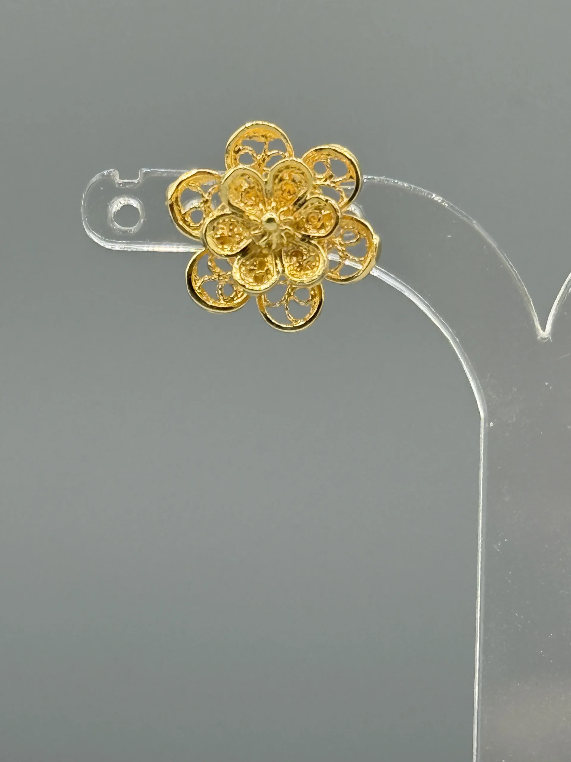 Pendientes dorados de filigrana FLOR 2 Pendientes dorados de filigrana FLOR